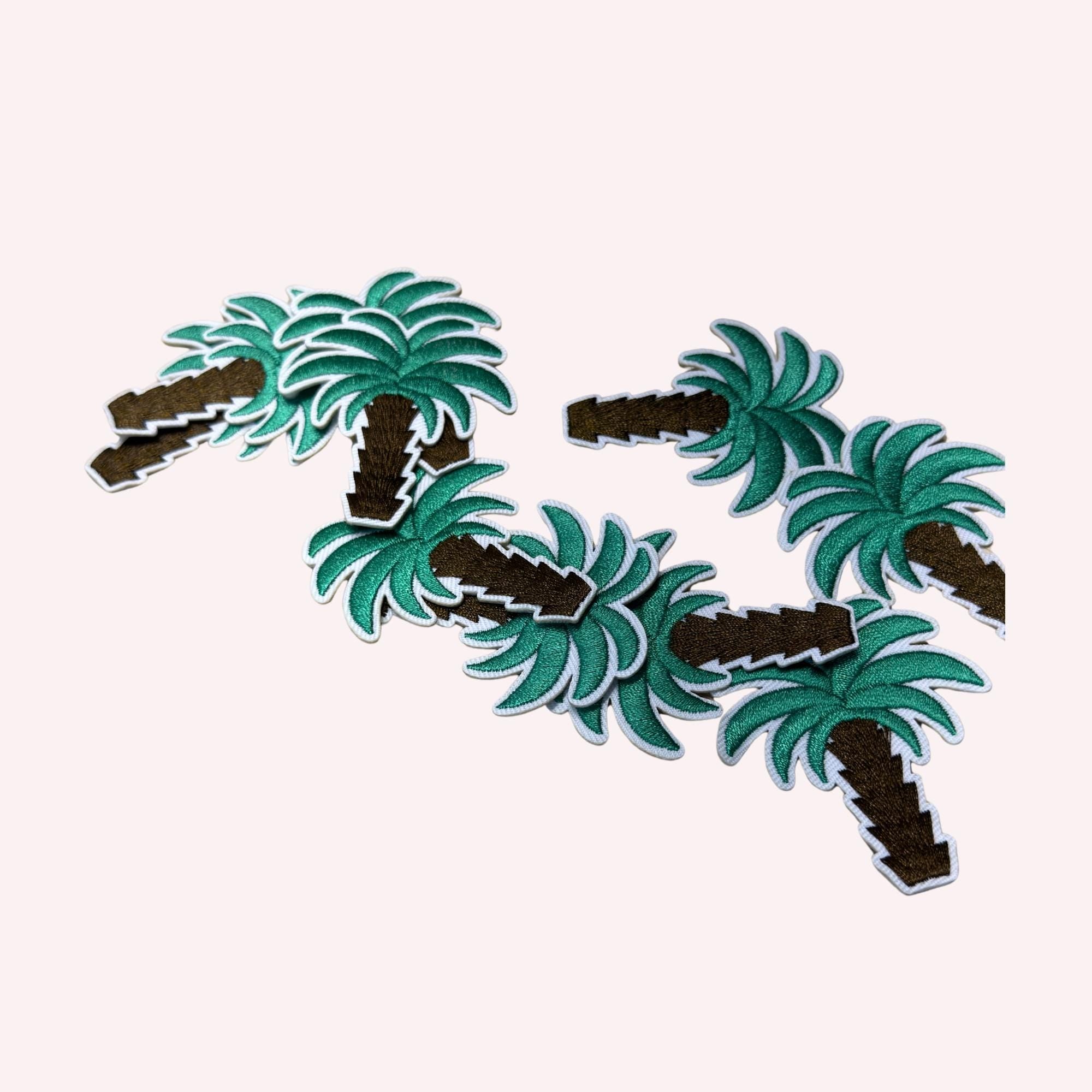 Small Palm Tree – Cute Miniature Tropical Decor, iron-on embroidered patch