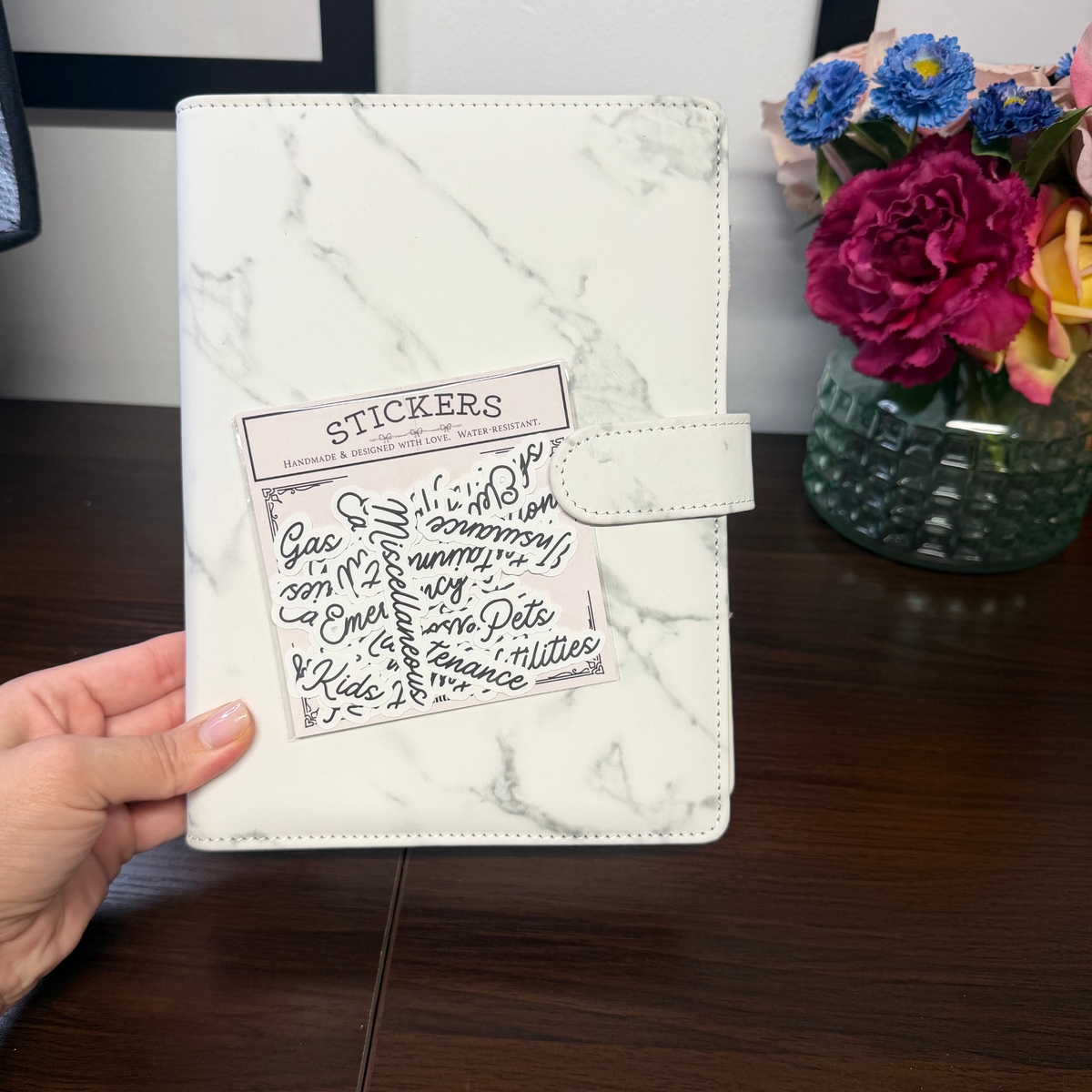 Marble Budget Binder with Cash Envelopes & Stickers – A5 Budget Planner – Cash Stuffing Binder – Monthly Budget & Expense Tracker