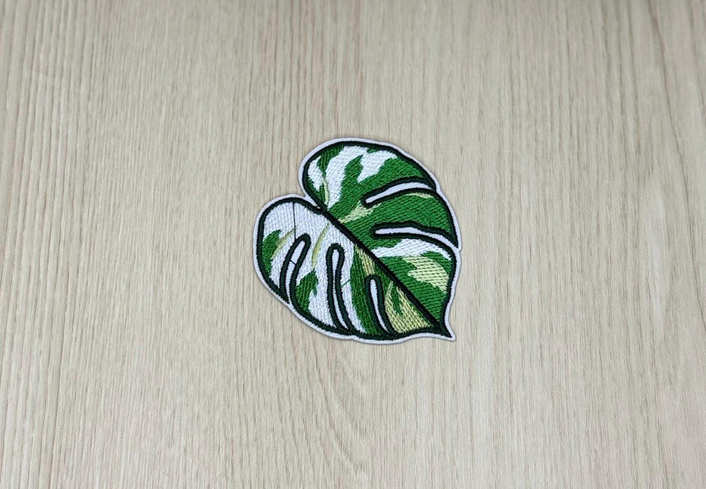 Monstera Leaf Iron-On Patch – Small Tropical Plant Embellishment