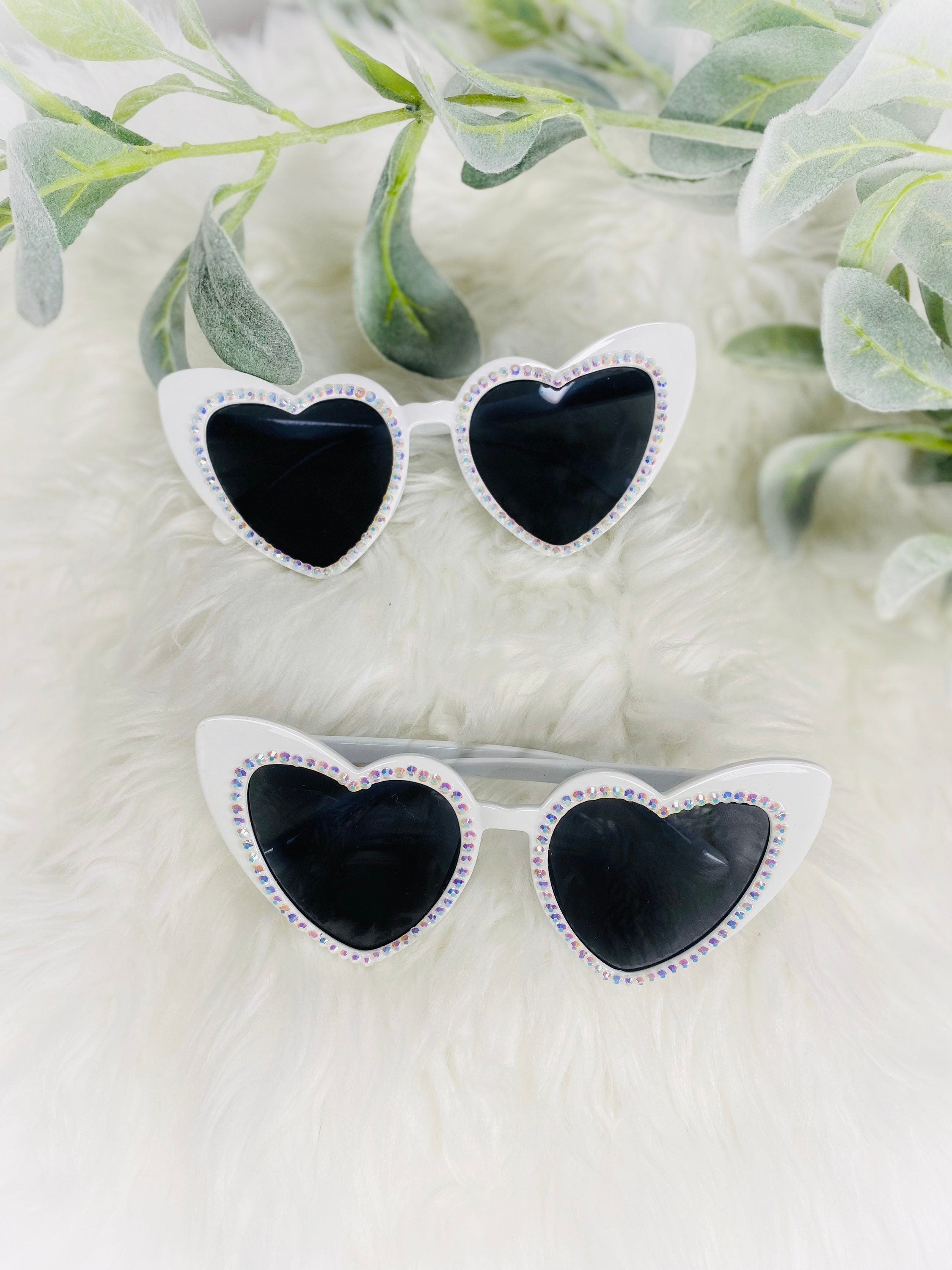 Jeweled Heart Sunglasses: Bachelorette Party Favors